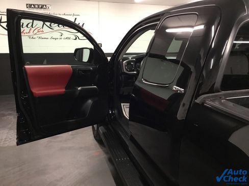 Used 2017 Toyota Tacoma SR5 image 26