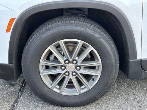 Certified 2023 Chevrolet Traverse RS image 12