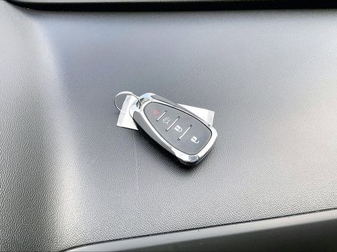 Used 2017 Chevrolet Camaro SS RWD image 10