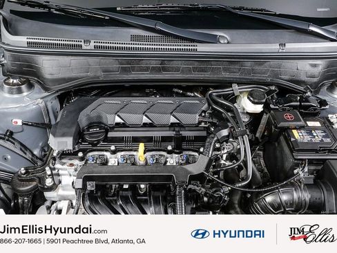 Certified 2025 Hyundai Venue SEL image 34