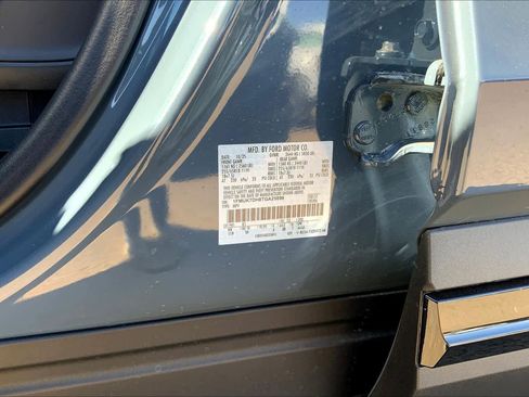 New 2026 Ford Explorer Active w/ Active Comfort Package image 19