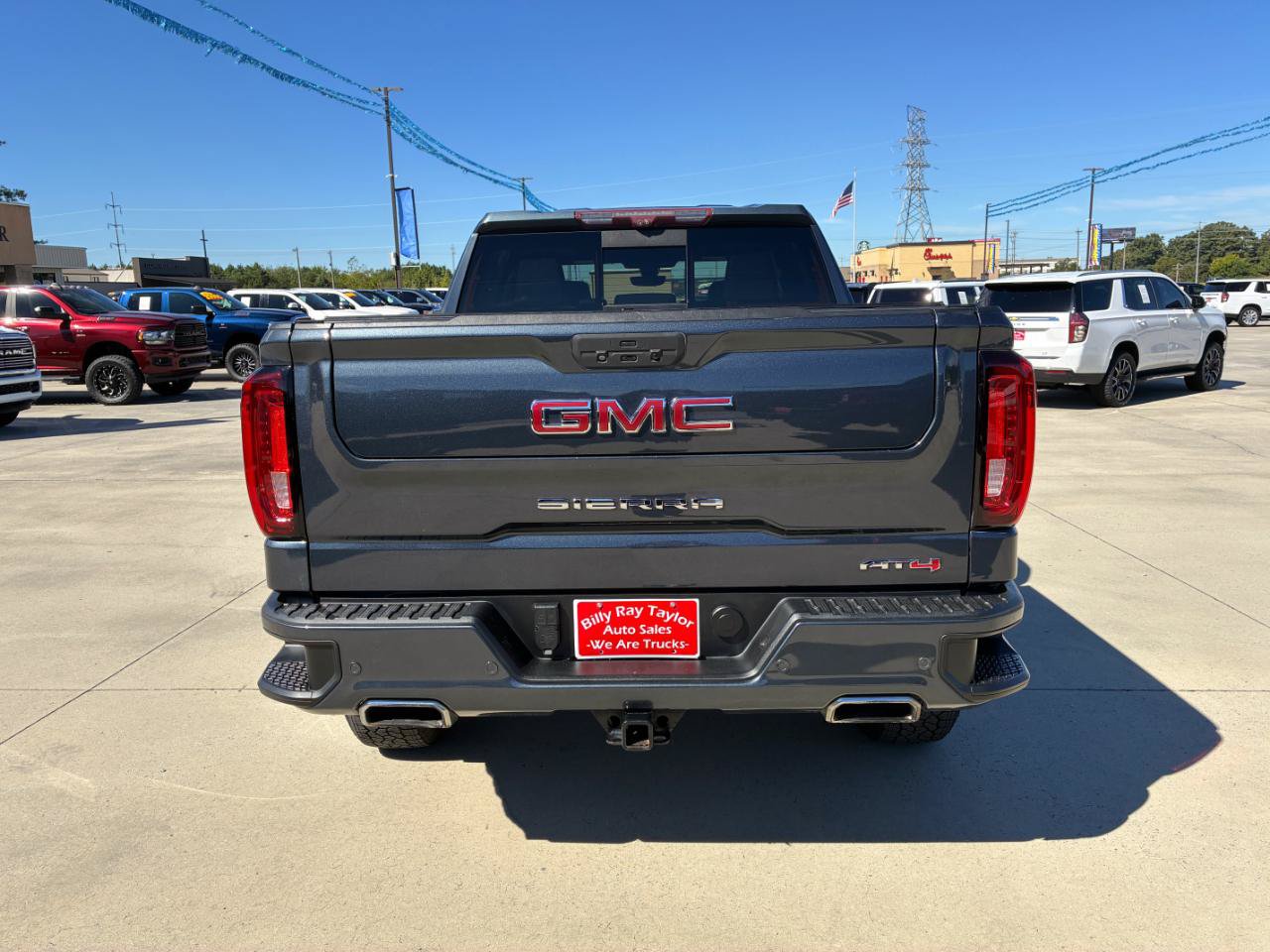Used 2021 GMC Sierra 1500 AT4 w/ AT4 Premium Package AWD/4WD image 6