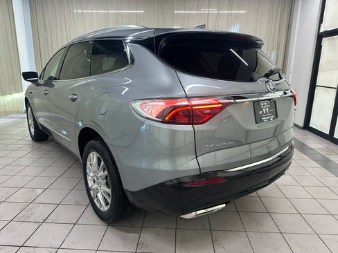 Used 2024 Buick Enclave Essence w/ Experience Buick Package AWD/4WD image 10