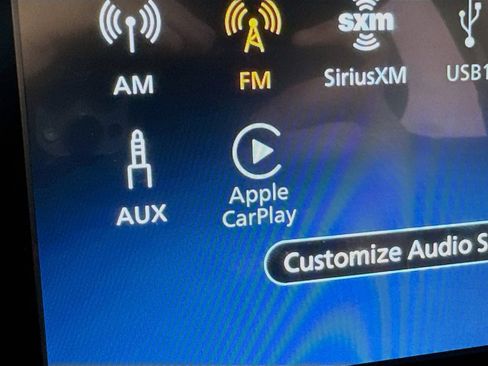 Used 2024 Nissan Sentra SR image 2