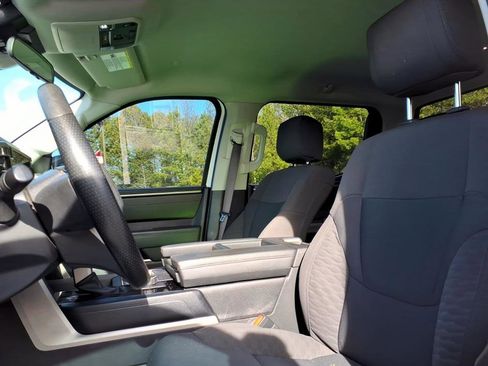 Used 2022 Toyota Tundra SR5 image 13
