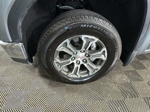 New 2026 GMC Sierra 1500 SLE AWD/4WD image 9