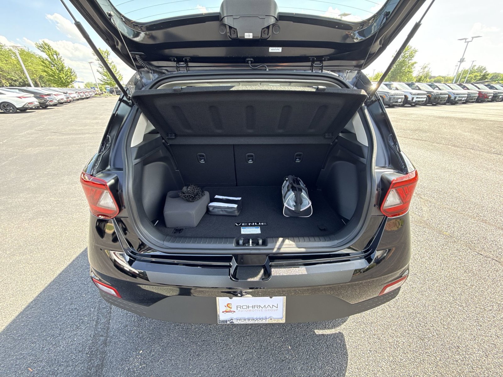 Used 2026 Hyundai Venue SEL FWD image 26