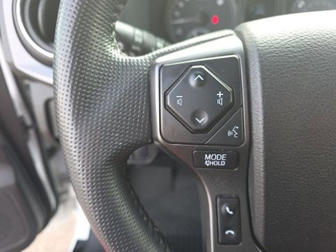 Certified 2022 Toyota Tacoma TRD Sport image 17