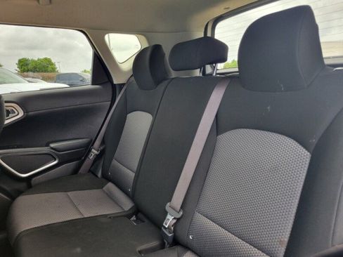 Used 2023 Kia Soul LX w/ LX Technology Package FWD image 21