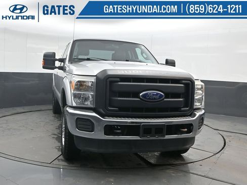 Used 2016 Ford F250 XL w/ Power Equipment Group image 5