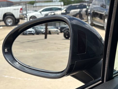 Used 2020 Porsche Macan AWD/4WD image 12