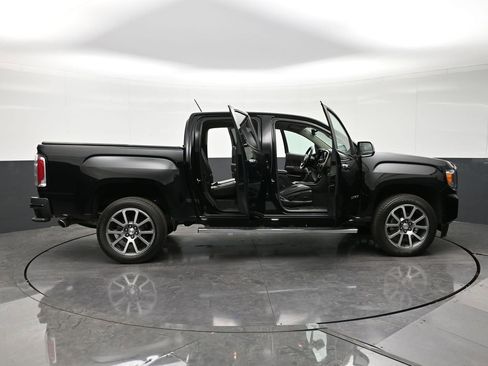 Certified 2022 GMC Canyon Denali image 33