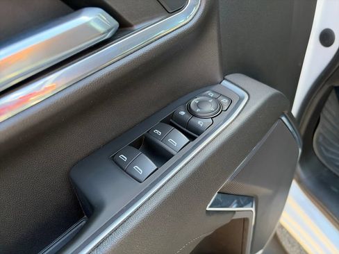 Used 2024 Chevrolet Silverado 2500 LT AWD/4WD image 22