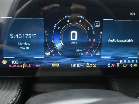 Used 2025 Chevrolet Equinox LT w/ Safety and Technology Package FWD image 17