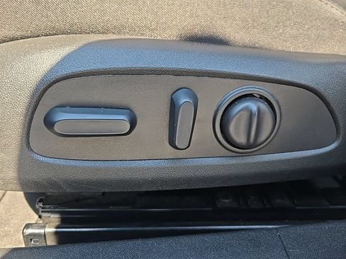 Used 2024 Chevrolet Malibu LT FWD image 11