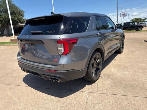 Used 2022 Ford Explorer ST w/ Equipment Group 401A RWD image 7