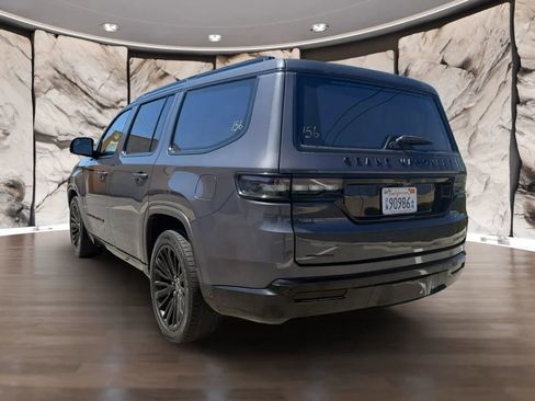 Used 2022 Jeep Grand Wagoneer Series III w/ Flexible Seating Group AWD/4WD image 8