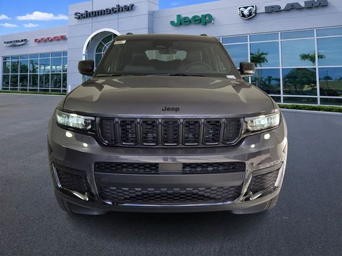 New 2025 Jeep Grand Cherokee L Laredo RWD image 3
