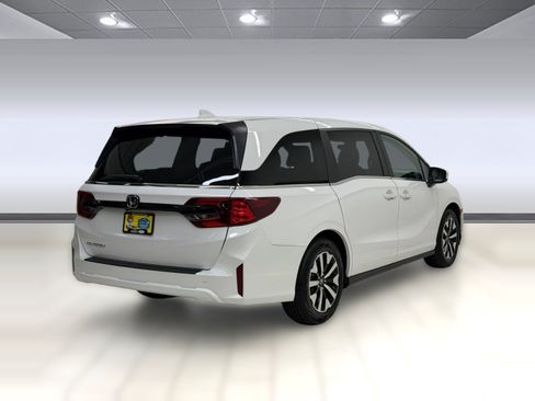 Used 2025 Honda Odyssey EX-L image 7