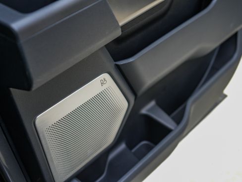 Used 2024 Ford F250 Platinum w/ Tremor Off-Road Package image 44