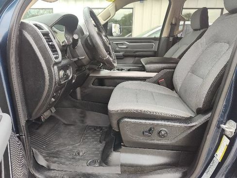 Used 2020 RAM 1500 Big Horn AWD/4WD image 13