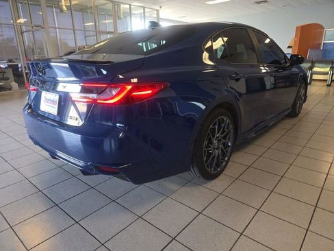 Used 2025 Toyota Camry XSE FWD image 8
