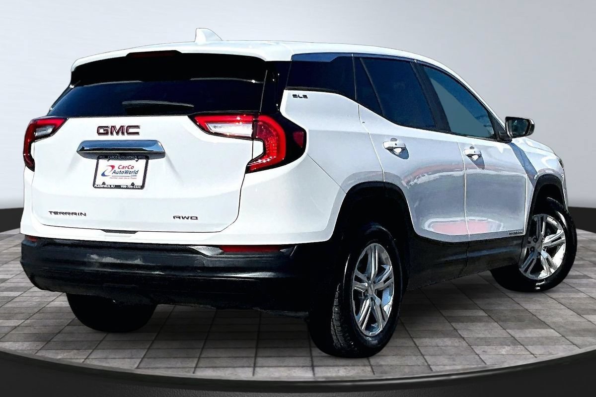 Used 2022 GMC Terrain SLE AWD/4WD image 5