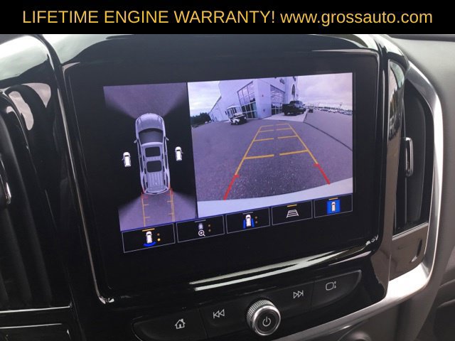 Used 2024 Chevrolet Traverse LT w/ Rear Camera Mirror Package AWD/4WD image 23