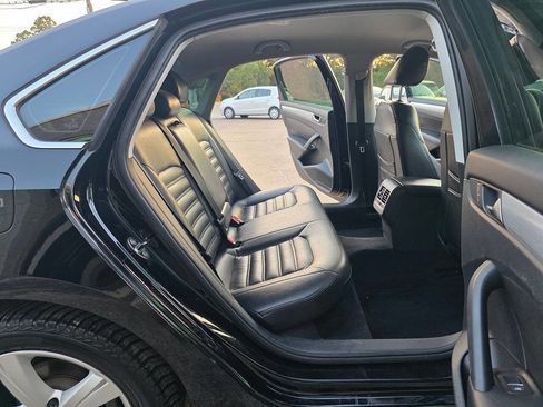 Used 2013 Volkswagen Passat 2.5 SE image 18
