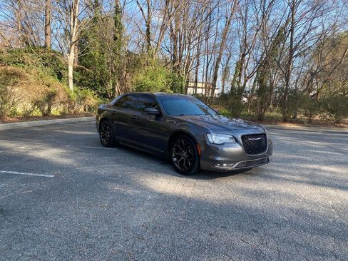 Used 2016 Chrysler 300 S w/ 300S Premium Group image 3