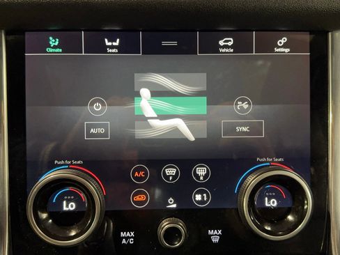 Used 2020 Land Rover Range Rover Sport HSE image 34
