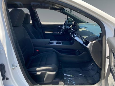 Used 2024 Honda Prologue EX image 15