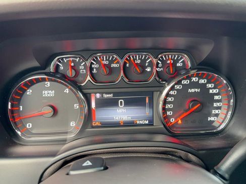 Used 2016 GMC Yukon XL SLT image 19