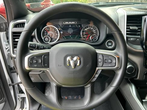 Used 2026 RAM 1500 Express AWD/4WD image 15
