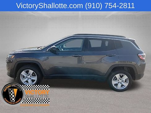 Certified 2022 Jeep Compass Latitude w/ Sun and Sound Group AWD/4WD image 20