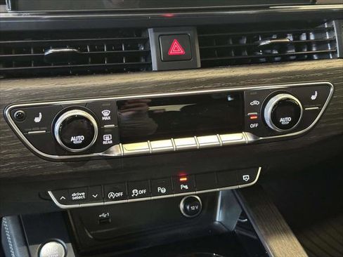 Used 2023 Audi A5 2.0T Prestige image 28