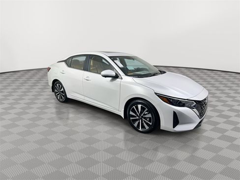 New 2025 Nissan Sentra SV w/ SV Premium Package image 2