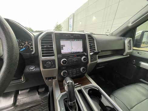 Used 2015 Ford F150 Lariat w/ Equipment Group 502A Luxury image 28