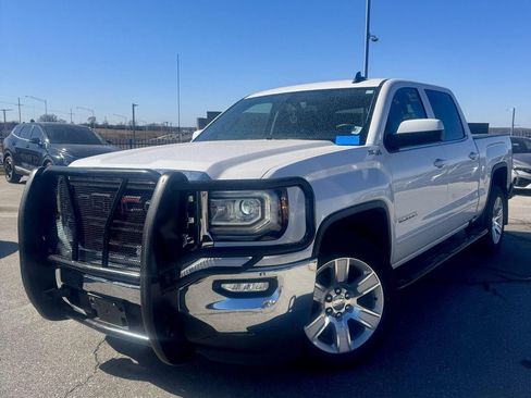Used 2018 GMC Sierra 1500 SLE w/ SLE Value Package image 1