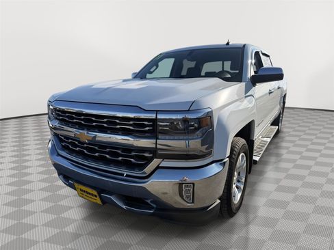 Used 2017 Chevrolet Silverado 1500 LTZ image 2