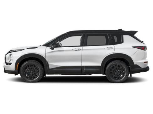 New 2026 Mitsubishi Outlander Trail Edition image 3