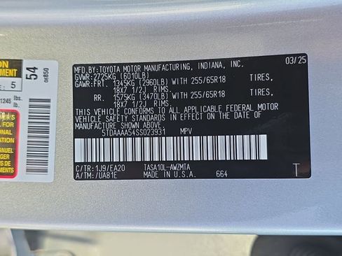 Certified 2025 Toyota Grand Highlander FWD image 37