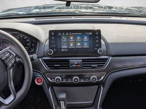 Used 2018 Honda Accord EX image 12