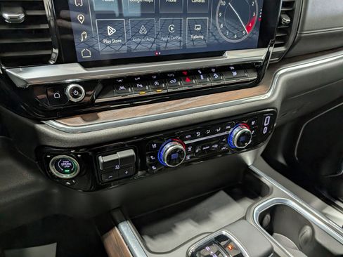 Used 2024 GMC Sierra 1500 SLT w/ SLT Premium Plus Package image 25