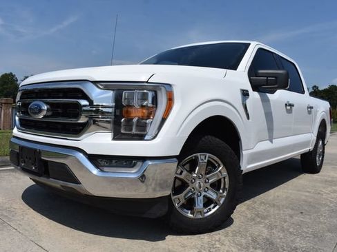 Used 2021 Ford F150 XLT w/ Equipment Group 302A High RWD image 5