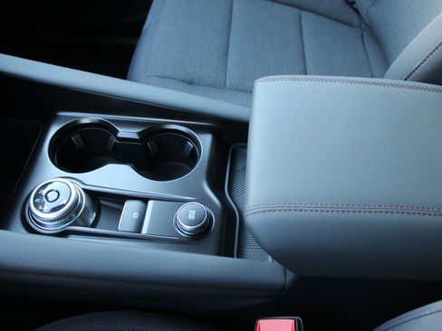 New 2026 Ford Explorer Active image 28