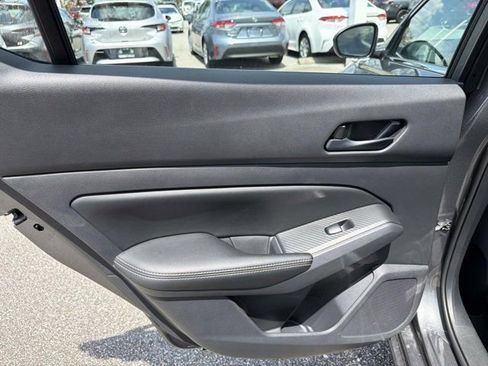 Used 2025 Nissan Altima 2.5 SV FWD image 12