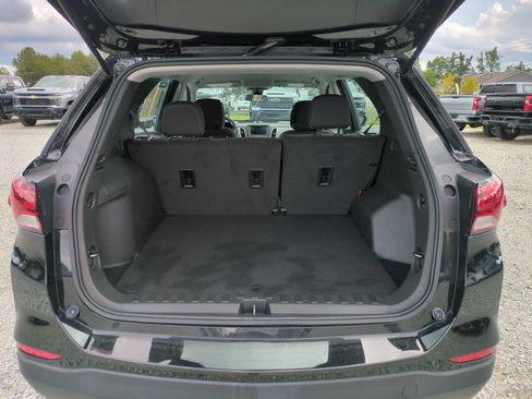Used 2023 Chevrolet Equinox LS AWD/4WD image 30