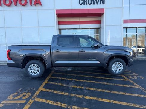 New 2026 Toyota Tundra SR5 image 6