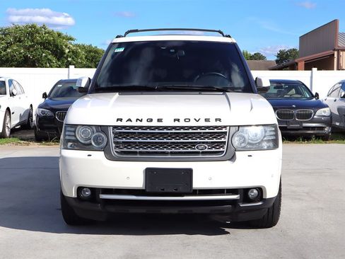 Used 2010 Land Rover Range Rover Supercharged AWD/4WD image 2